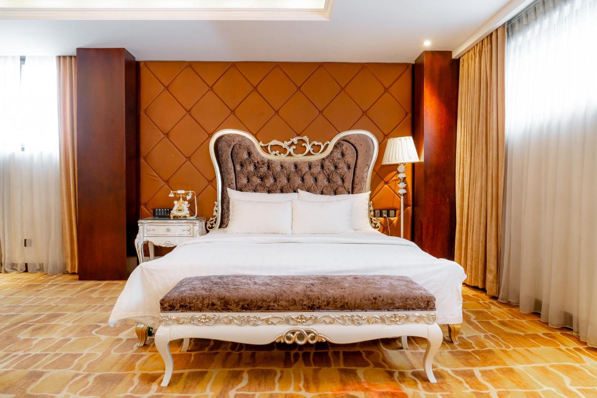 הו צ'י מין סיטי Hoang Trieu Hotel מראה חיצוני תמונה