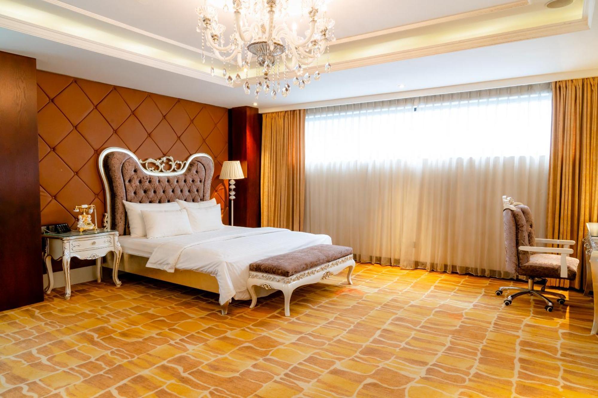הו צ'י מין סיטי Hoang Trieu Hotel מראה חיצוני תמונה