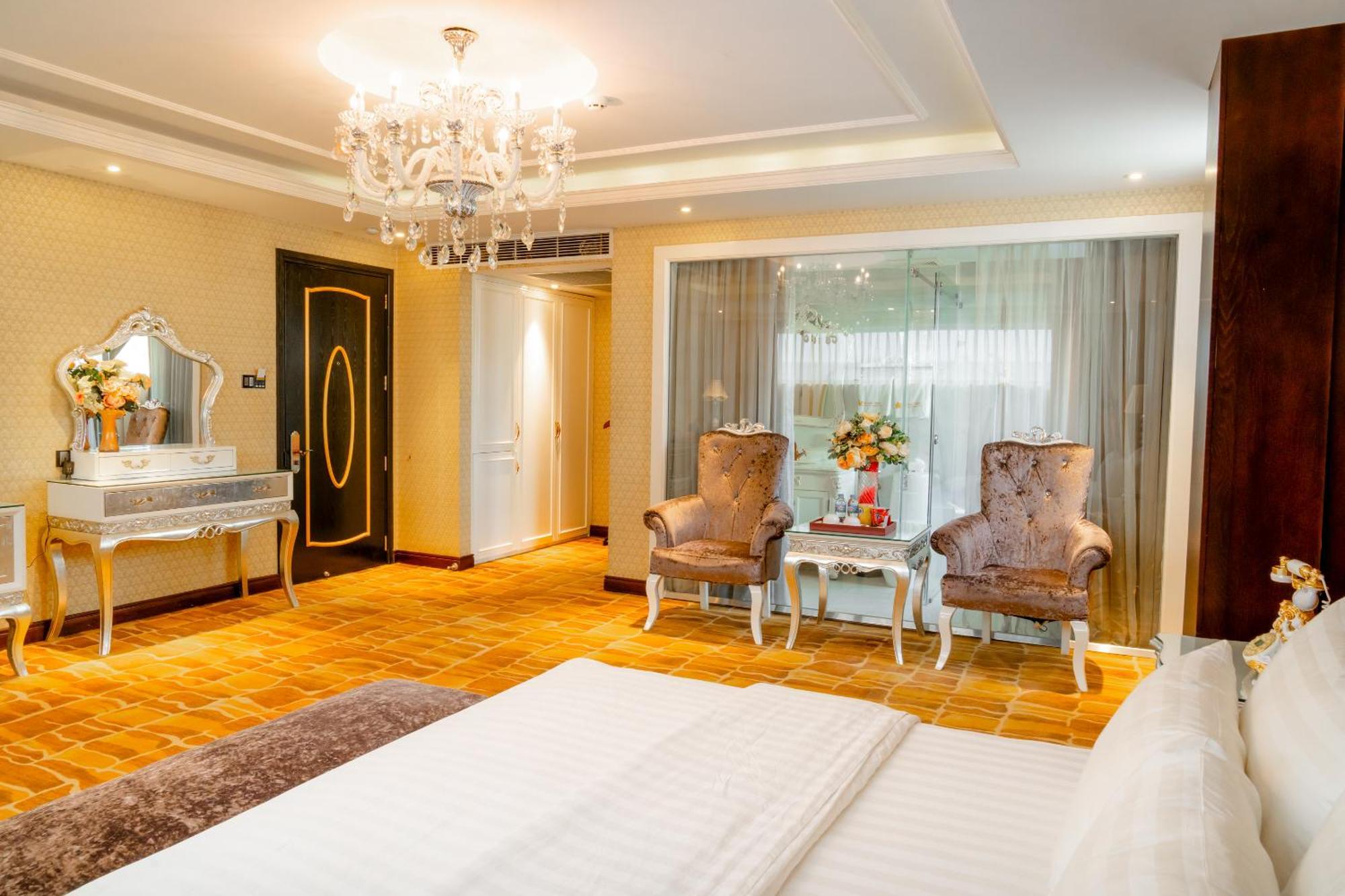 הו צ'י מין סיטי Hoang Trieu Hotel מראה חיצוני תמונה